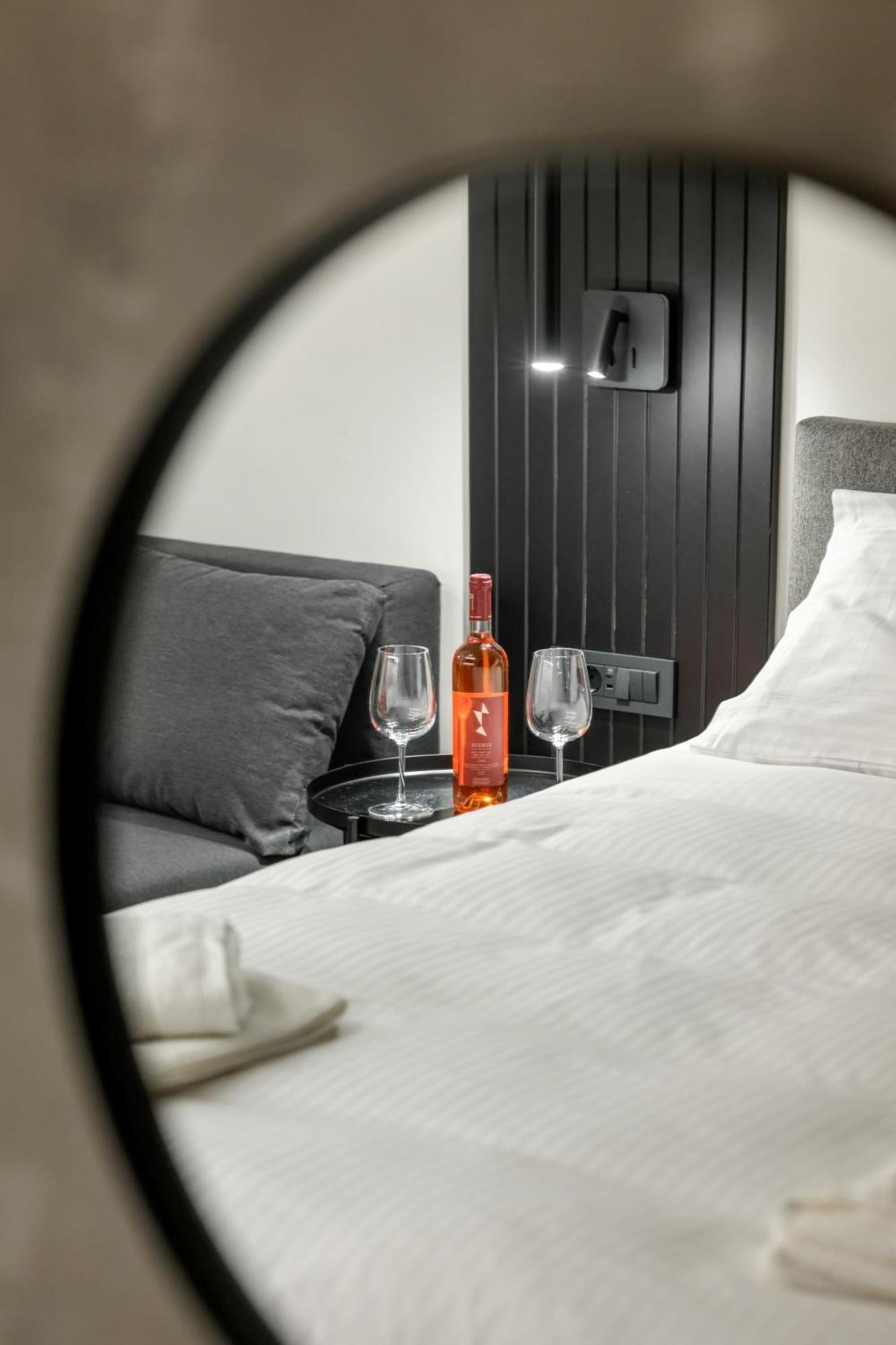 Cozyio- Ioannina City Center, Luxury Accommodation ภายนอก รูปภาพ