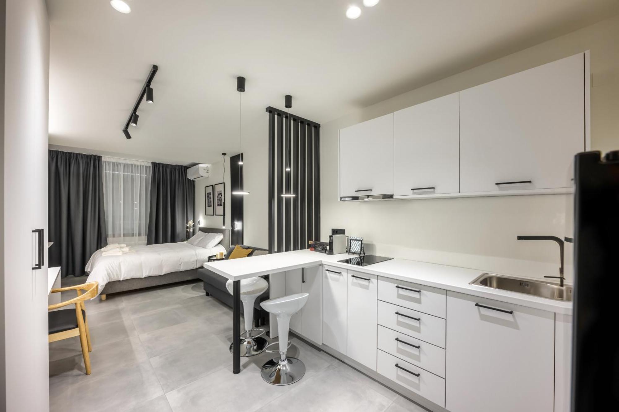 Cozyio- Ioannina City Center, Luxury Accommodation ภายนอก รูปภาพ