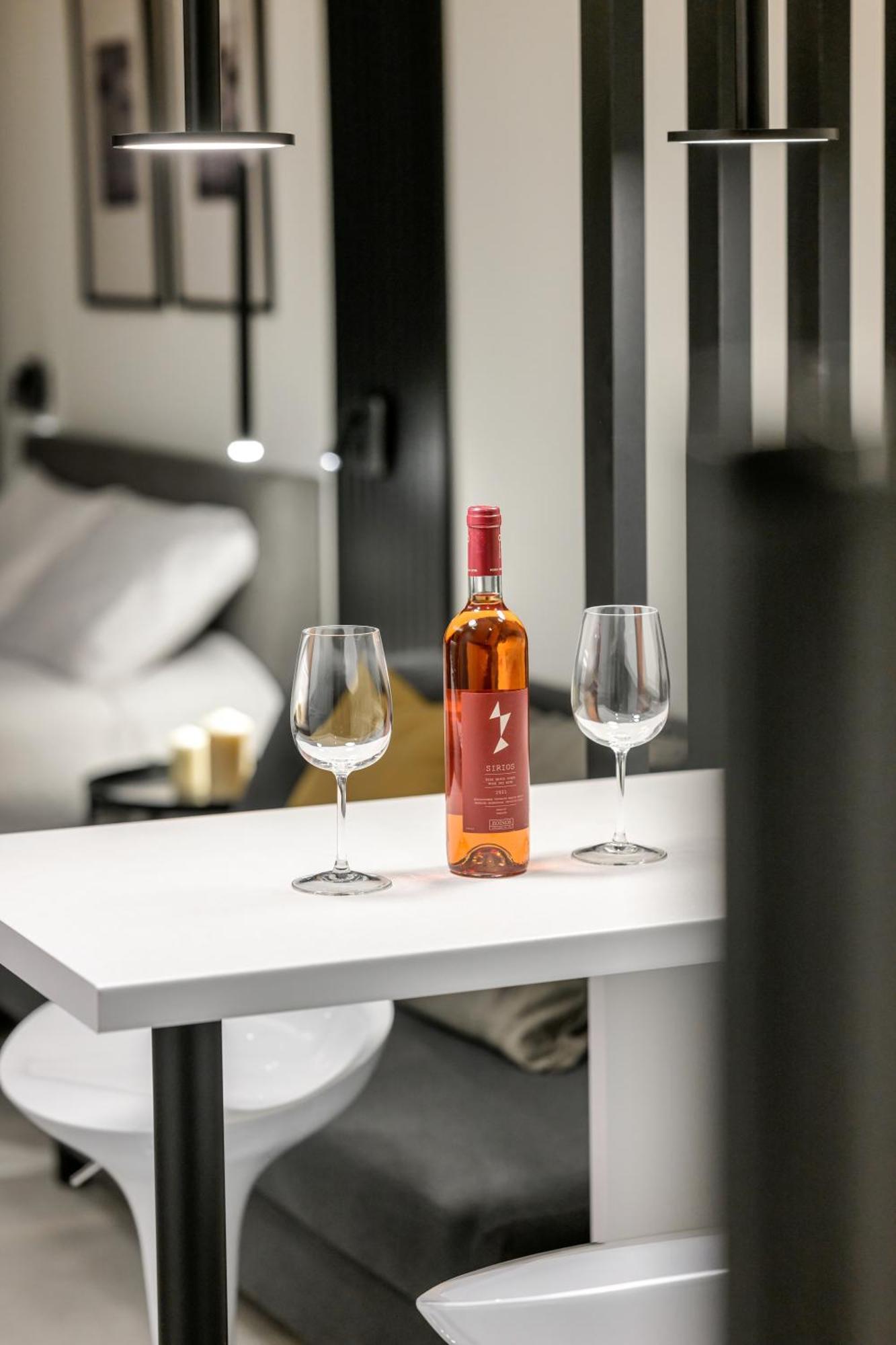 Cozyio- Ioannina City Center, Luxury Accommodation ภายนอก รูปภาพ